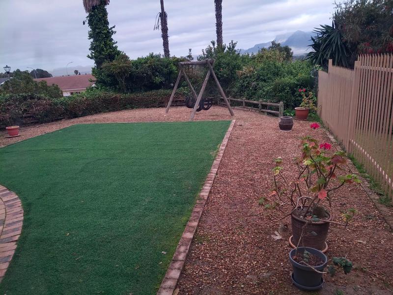 To Let 2 Bedroom Property for Rent in Plattekloof Western Cape
